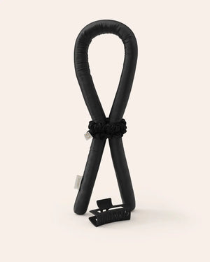 Heatless Curls in Mulberry Silk