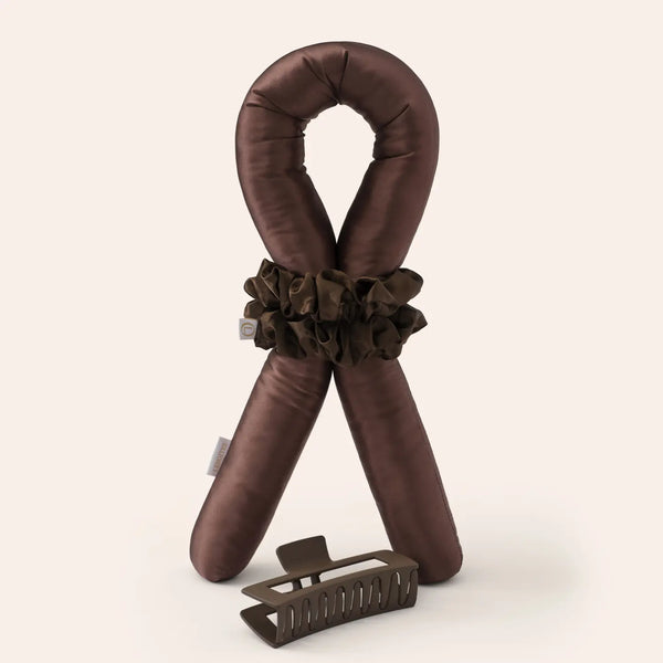 Heatless Curls in Mulberry Silk