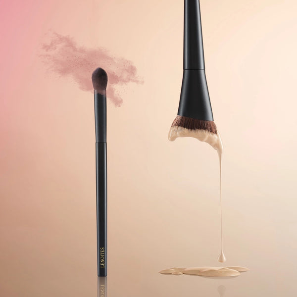 Smoothing Foundation Brush N°101